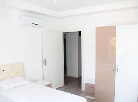 Antalya Suits Aparthotel 3*