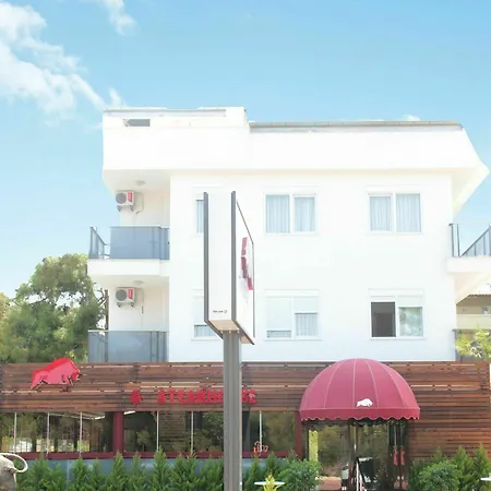Antalya Suits Aparthotel 3*